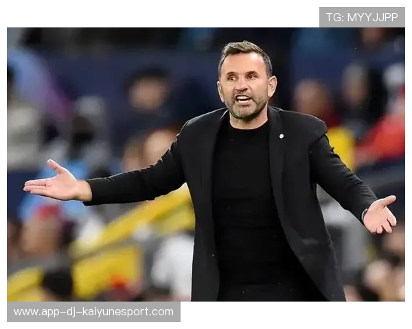 国米主场遭遇失利，球迷愤怒抗议主教练，上赛季国米主教练